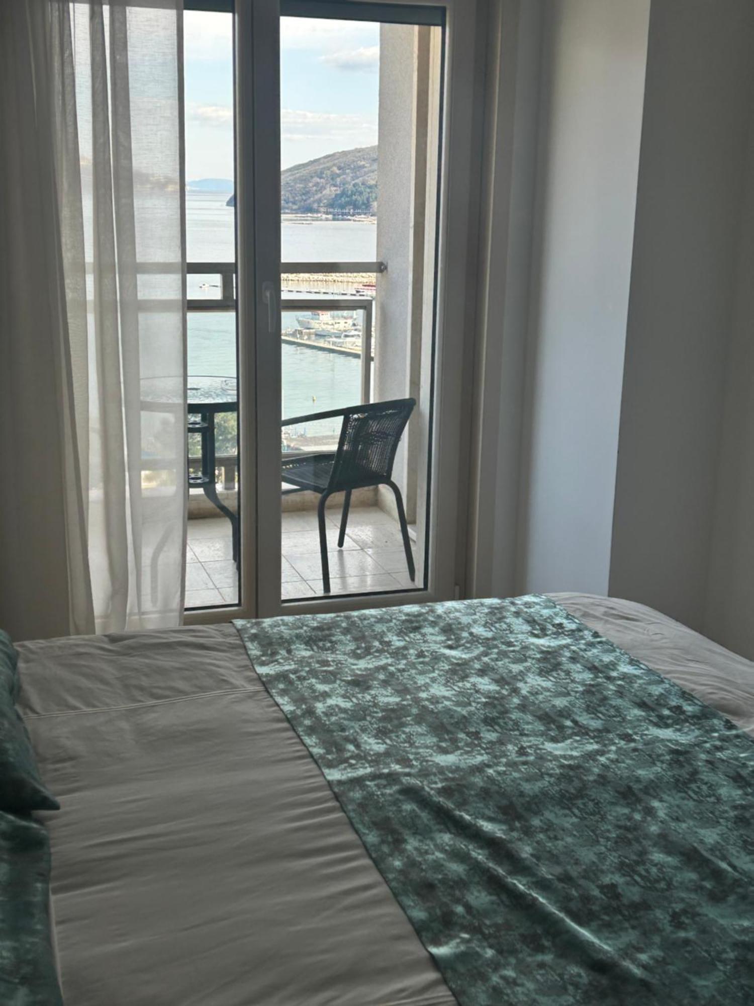 Apartments Krug Budva Exteriör bild